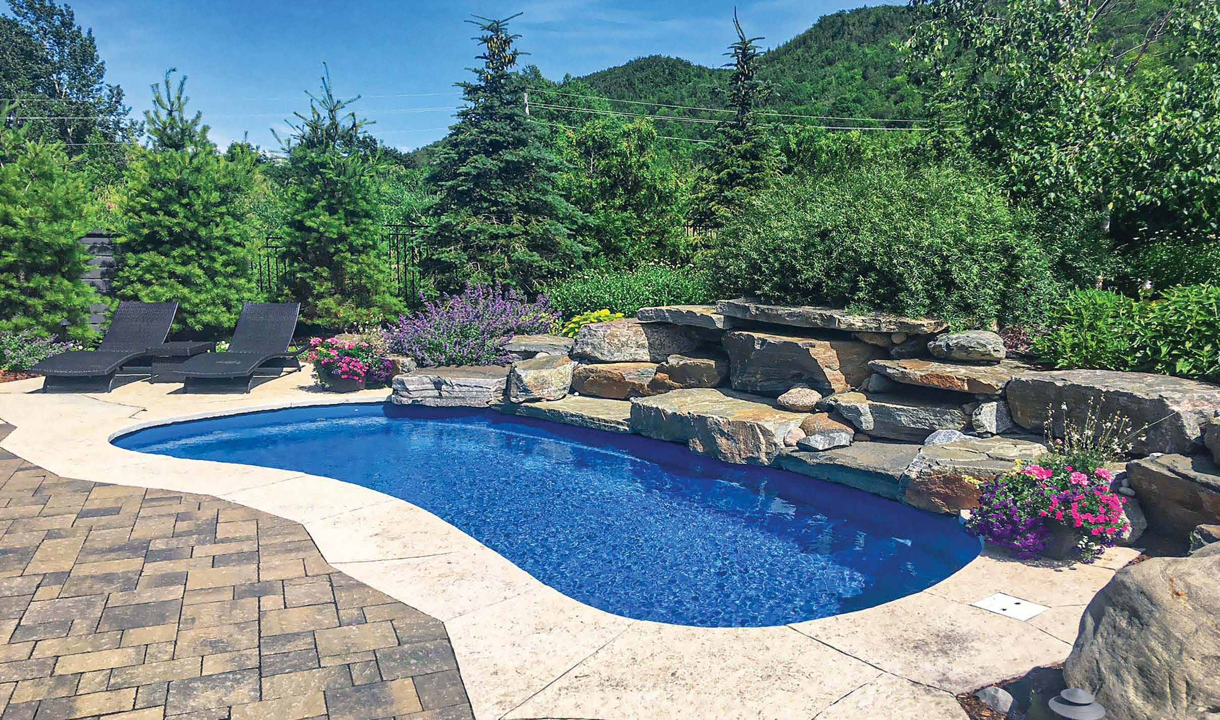 The Tuscany™ fiberglass pool