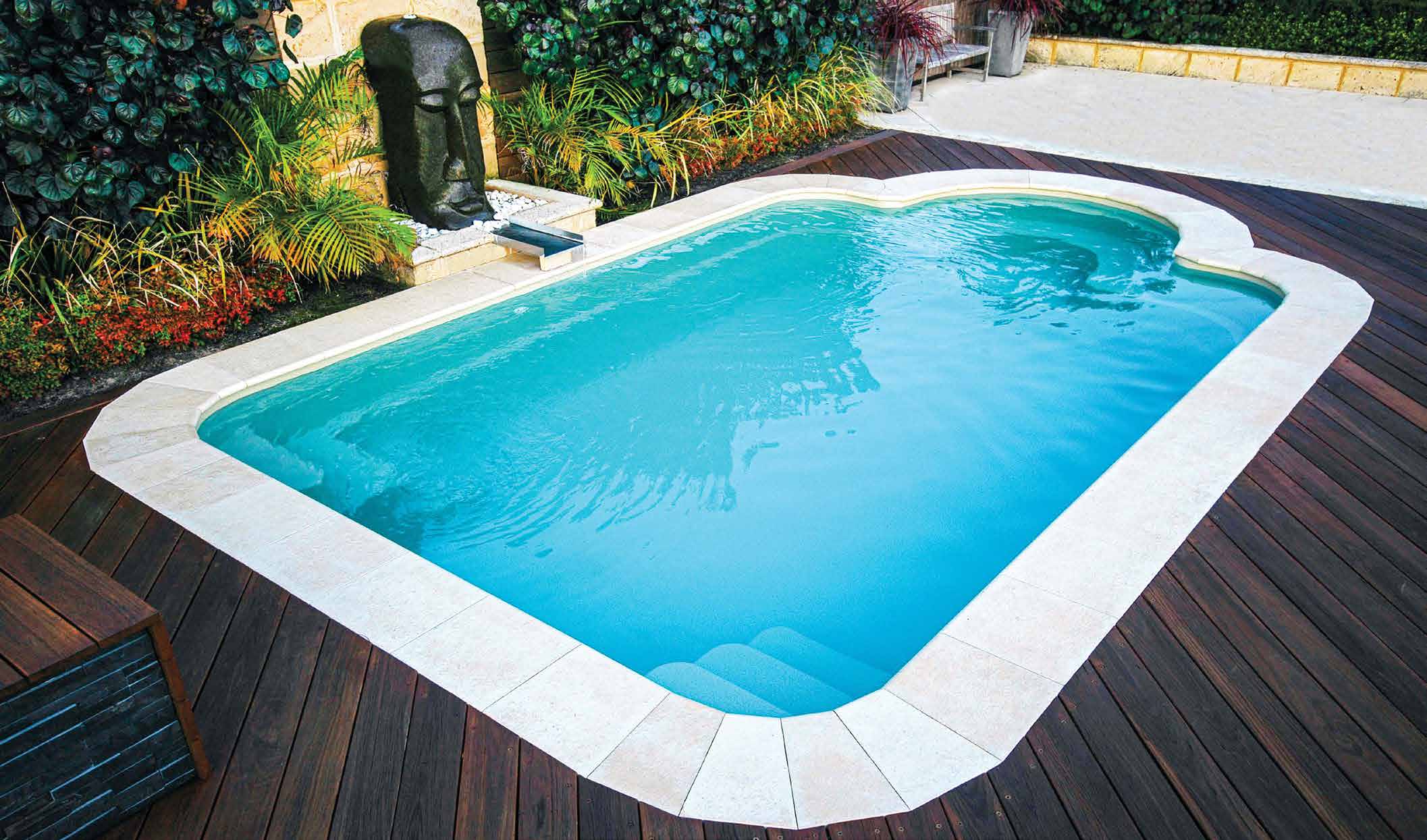 The Courtyard Roman™ fiberglass pool