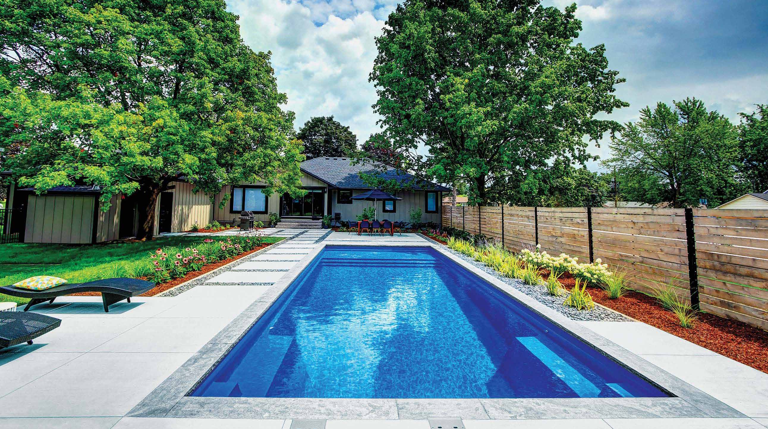 The Pinnacle™ fiberglass pool