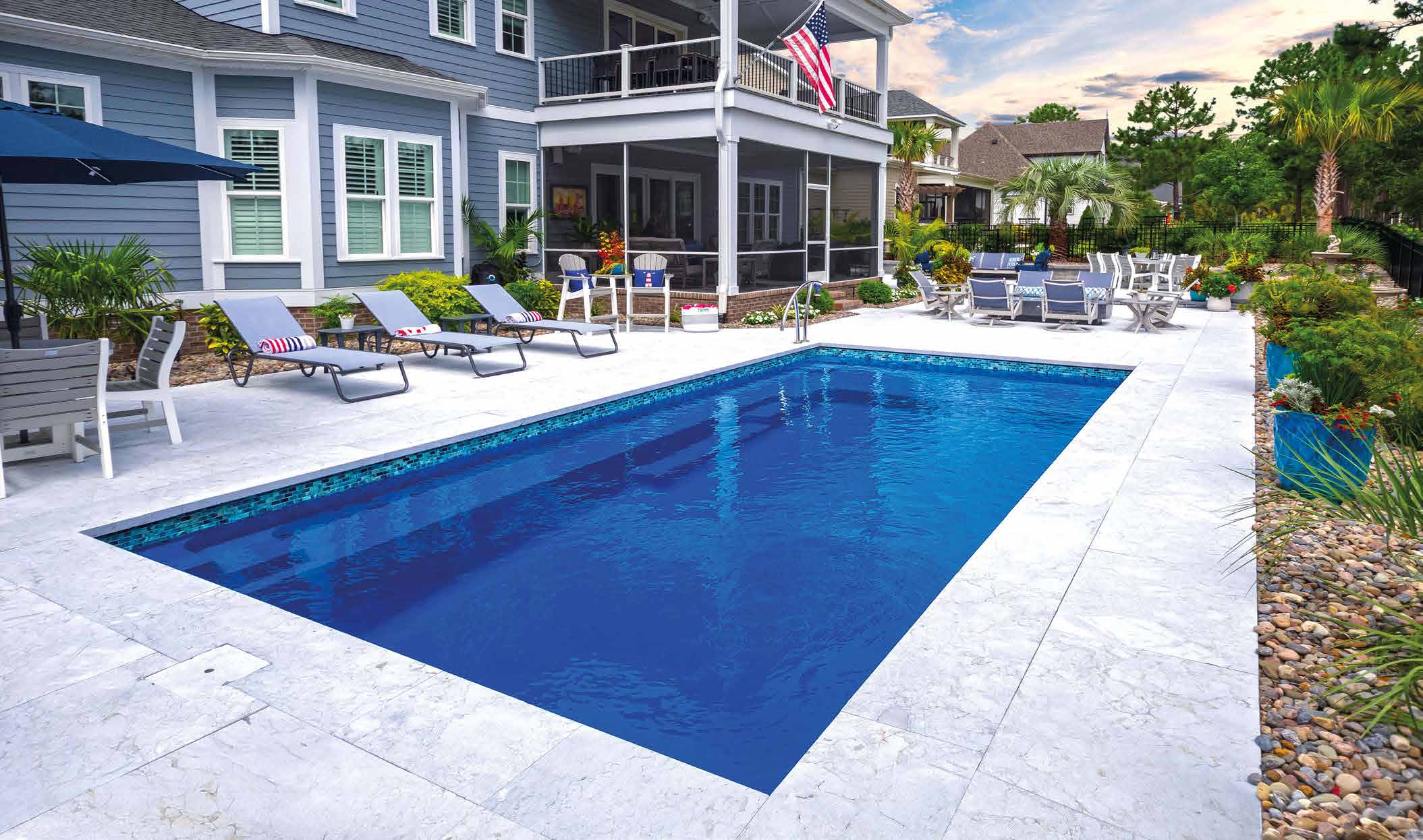 The Reflection™ with Splash Deck fiberglass pool